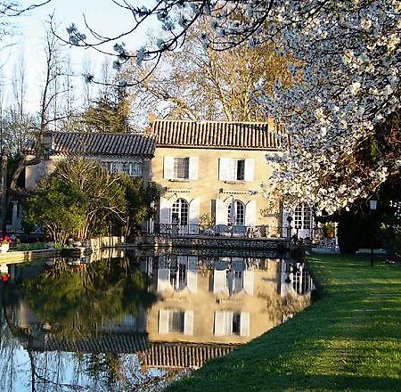 Domaine Du Moulin Saint-Laurent-des-Arbres Exterior photo