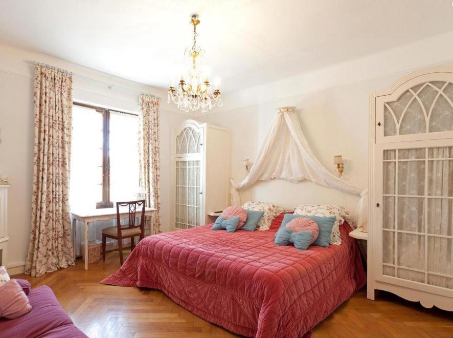 Domaine Du Moulin Saint-Laurent-des-Arbres Room photo