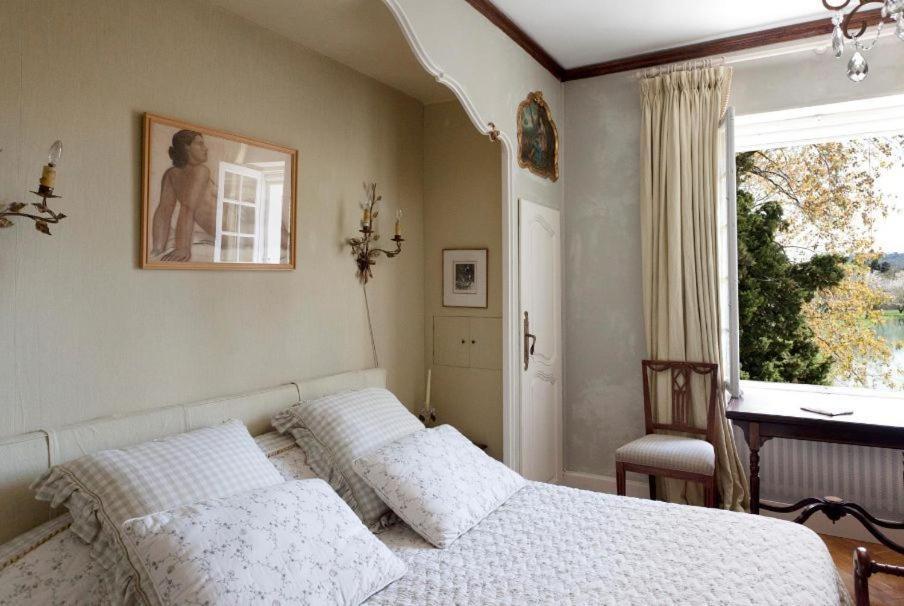 Domaine Du Moulin Saint-Laurent-des-Arbres Room photo