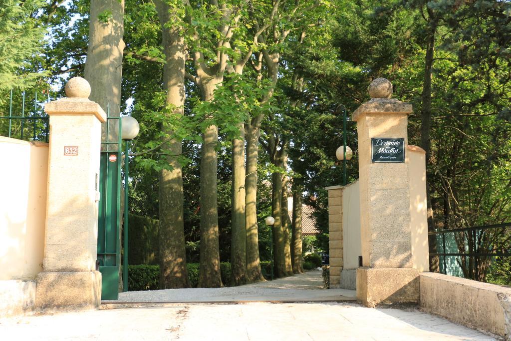 Domaine Du Moulin Saint-Laurent-des-Arbres Exterior photo